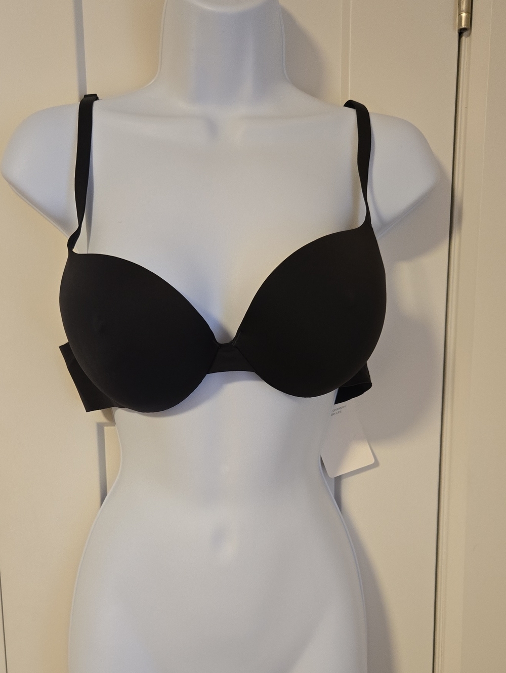 ReoRia Black Smooth Molded T-Shirt Bra